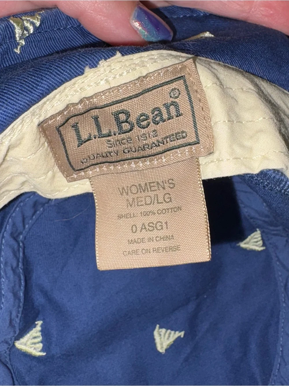L.L.Bean Bucket Hat Blue Sailboat Embroidered Women’s